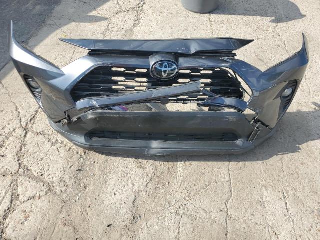 JTMW1RFV3KD033066 - 2019 TOYOTA RAV4 XLE SILVER photo 12