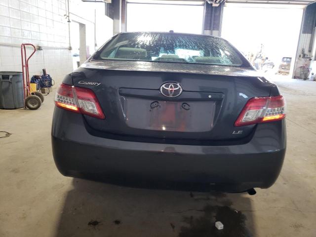 4T4BF3EK5BR129125 - 2011 TOYOTA CAMRY BASE Grau Foto 6