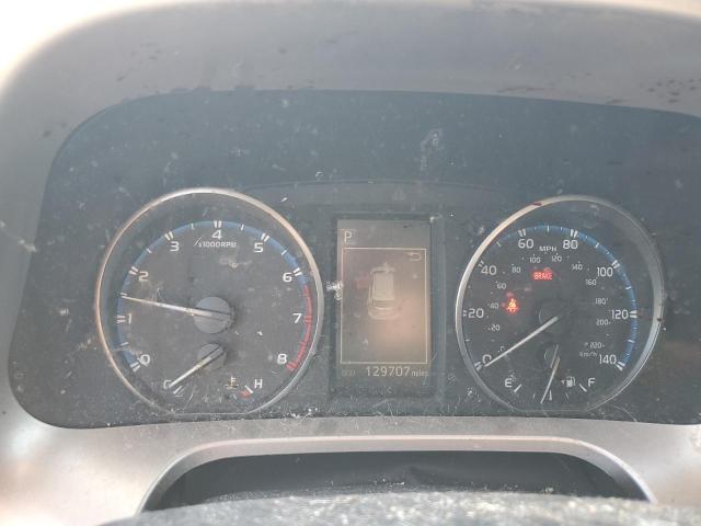 JTMBFREV1JJ194565 - 2018 TOYOTA RAV4 LE ნაცრისფერი ფოტო 9