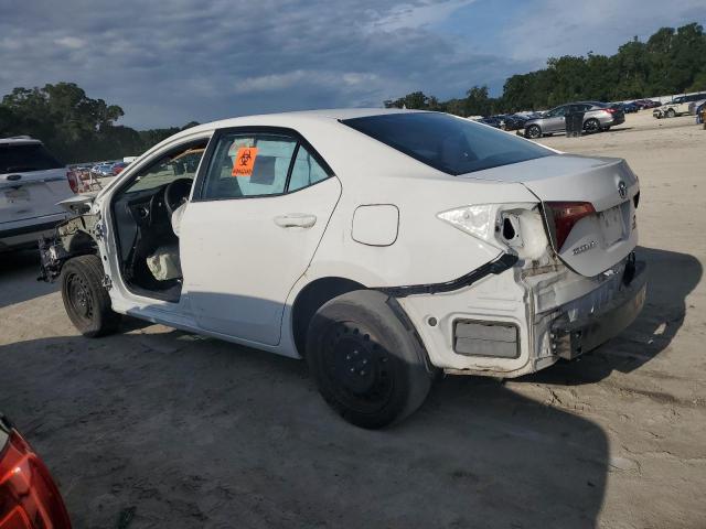 5YFBURHE1JP743615 - 2018 TOYOTA COROLLA L WHITE photo 2
