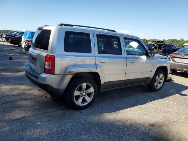 1J4NF1GB3BD129244 - 2011 JEP PATRIOT SPORT SILVER photo 3