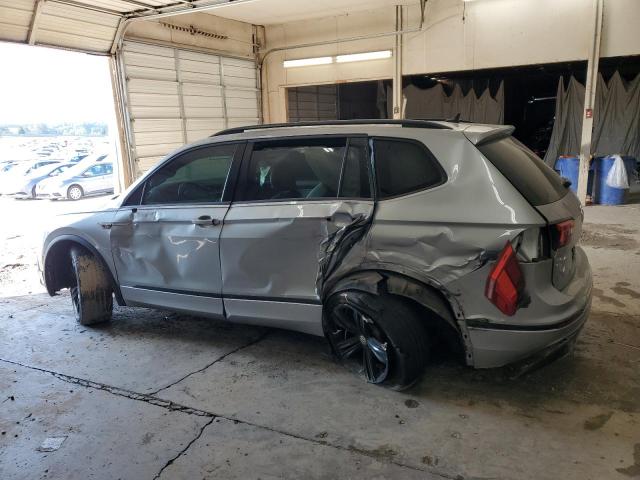 3VV2B7AX1KM147694 - 2019 VOLKSWAGEN TIGUAN SE Grau Foto 2