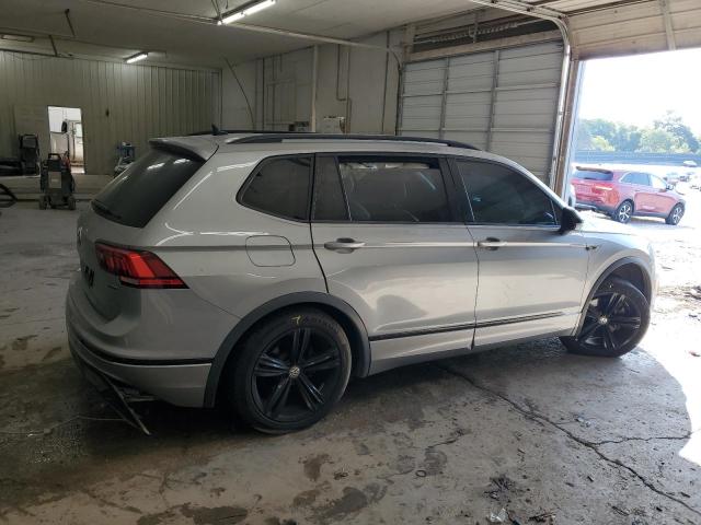 3VV2B7AX1KM147694 - 2019 VOLKSWAGEN TIGUAN SE Grau Foto 3