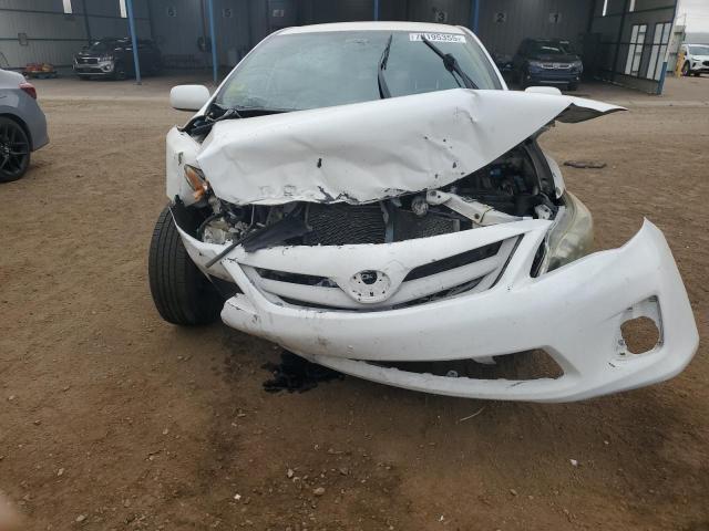 5YFBU4EE2DP206635 - 2013 TOYOTA COROLLA BASE Белый фото 5