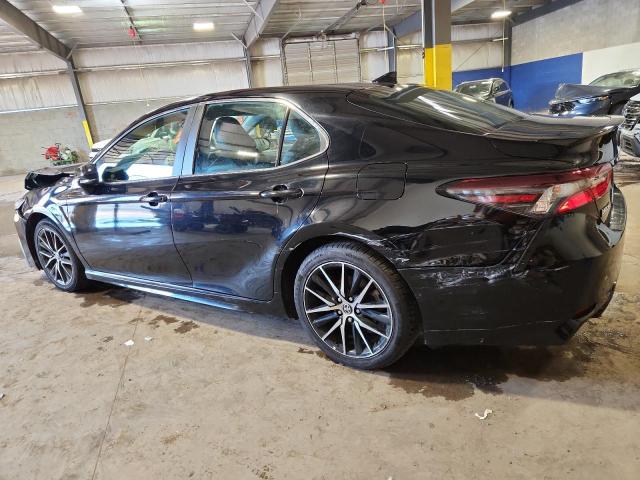 4T1S11AK4PU783236 - 2023 TOYOTA CAMRY SE NIGHT SHADE BLACK photo 2