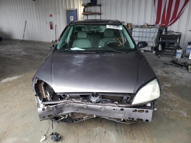 1FAFP37N16W207579 - 2006 FORD FOCUS ZX5 GRAY photo 5