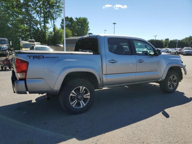 5TFAZ5CN3HX039411 - 2017 TOYOTA TACOMA DOUBLE CAB ნაცრისფერი ფოტო 3