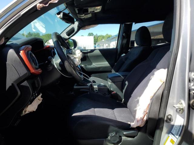 5TFAZ5CN3HX039411 - 2017 TOYOTA TACOMA DOUBLE CAB ნაცრისფერი ფოტო 7