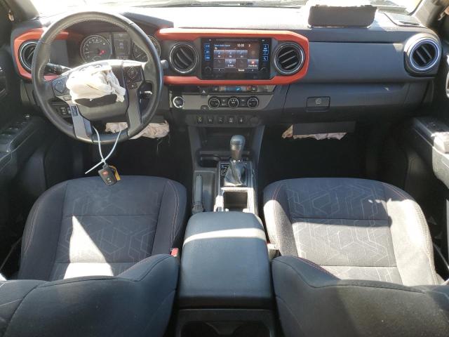 5TFAZ5CN3HX039411 - 2017 TOYOTA TACOMA DOUBLE CAB ნაცრისფერი ფოტო 8