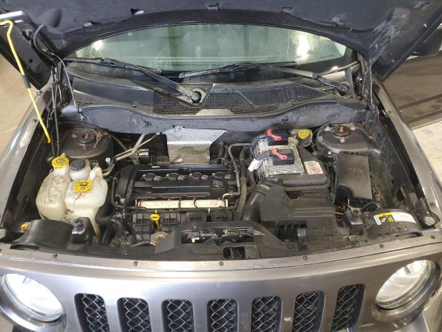 1C4NJPFA6GD676418 - 2016 JEEP PATRIOT LATITUDE GRAY photo 12