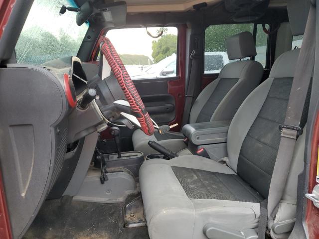 1J4BA5H13AL146239 - 2010 JEEP WRANGLER UNLIMITED SAHARA MAROON photo 7