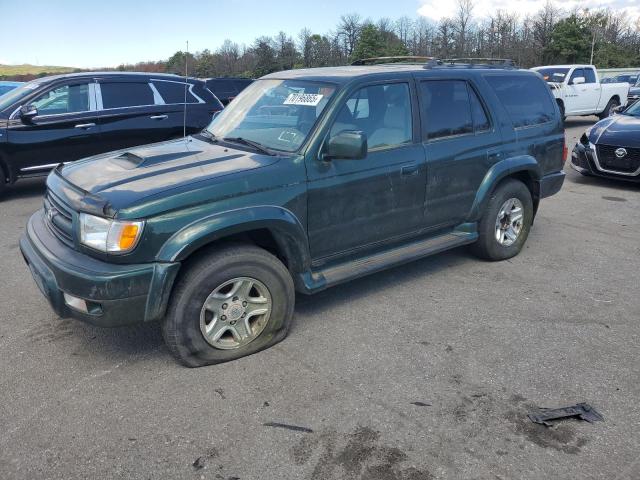 2000 TOYOTA 4RUNNER SR5, 