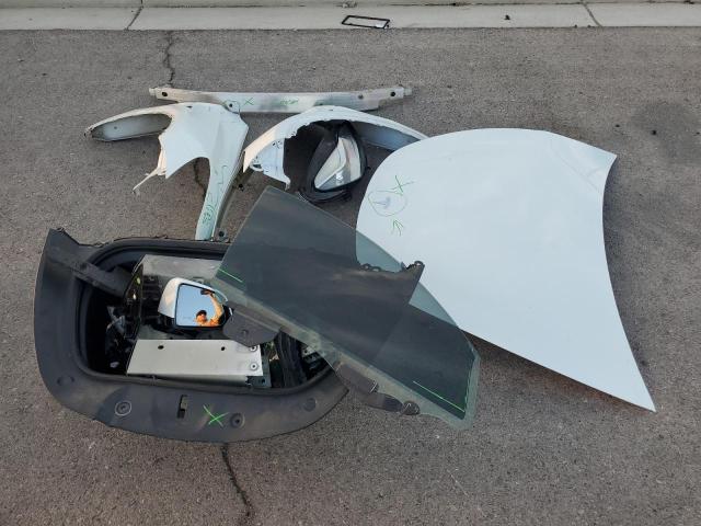 7SAYGDEE0NF385601 - 2022 TESLA MODEL Y 白色 照片 13