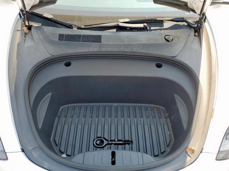 5YJ3E1EA1NF321415 - 2022 TESLA MODEL 3 WHITE photo 11