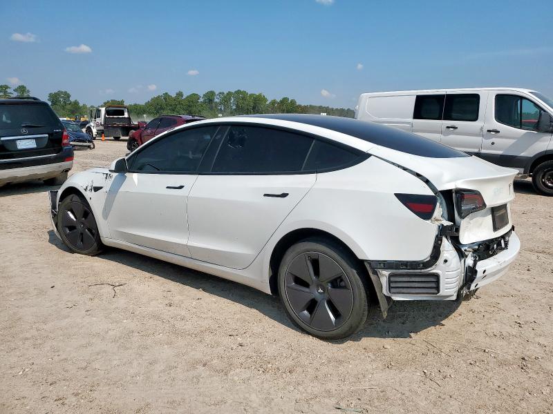 5YJ3E1EA1NF321415 - 2022 TESLA MODEL 3 WHITE photo 2