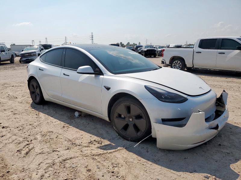 5YJ3E1EA1NF321415 - 2022 TESLA MODEL 3 WHITE photo 4