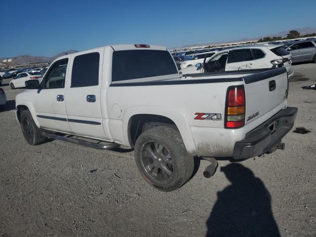 2GTEK13T161150076 - 2006 GMC NEW SIERRA K1500 WHITE photo 2