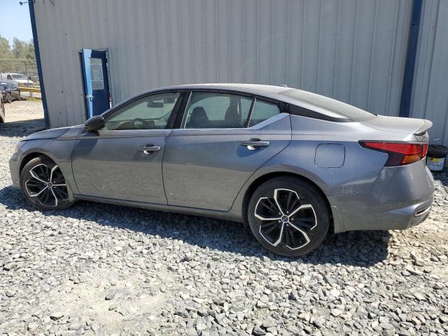 1N4BL4CV7PN301656 - 2023 NISSAN ALTIMA SR GRAY photo 2