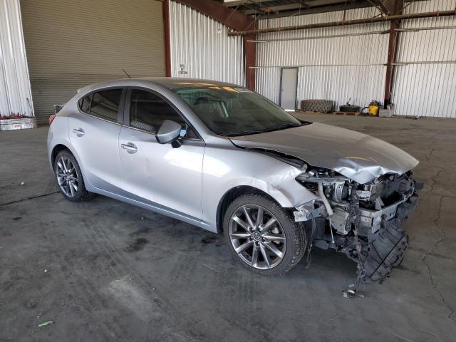 3MZBN1L36JM192753 - 2018 MAZDA 3 TOURING SILVER photo 4