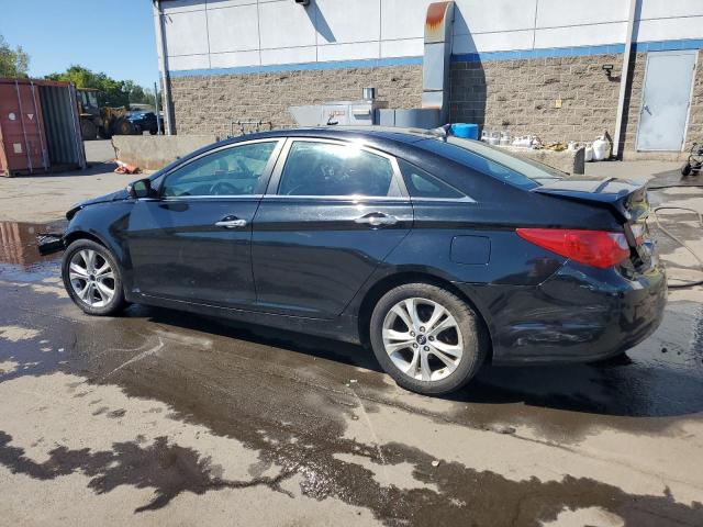 5NPEC4ACXBH250400 - 2011 HYUNDAI SONATA SE შავი ფოტო 2