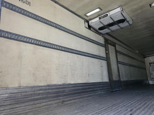 1UYVS2395EM028402 - 2014 UTILITY VS2RA თეთრი ფოტო 5