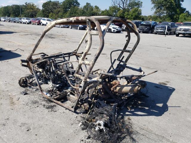 3JBPVAP26JJ000469 - 2018 CAN-AM MAVERICK XC 1000R BURN photo 3