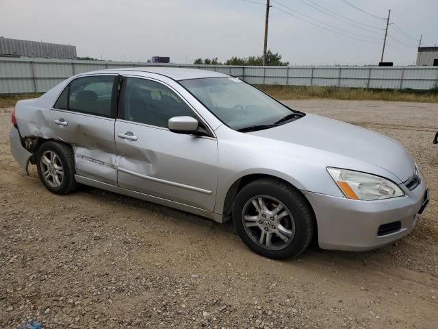 1HGCM56356A114080 - 2006 HONDA ACCORD SE SILVER photo 4