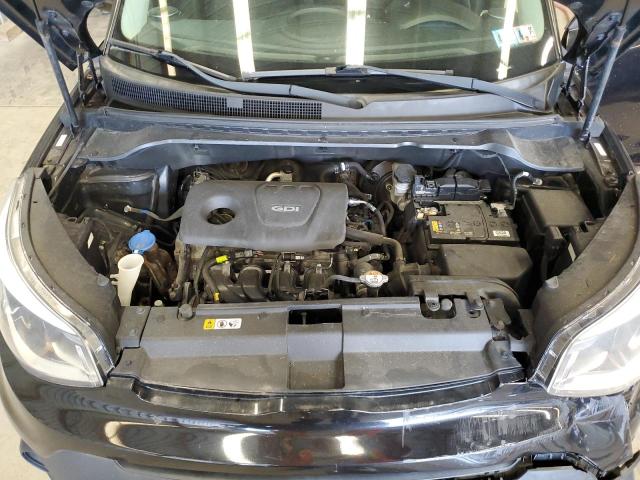 KNDJN2A21J7592521 - 2018 KIA SOUL შავი ფოტო 11