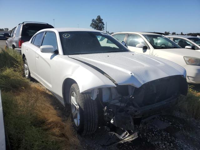 2B3CL3CG9BH607805 - 2011 DODGE CHARGER WHITE photo 4