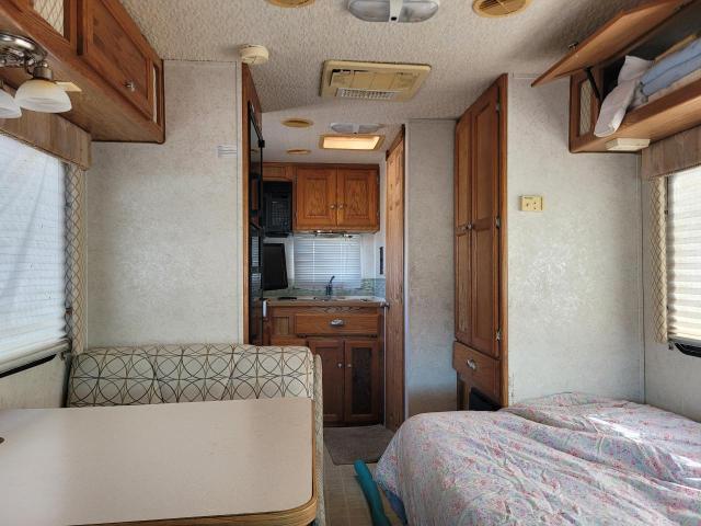 1GBJG31U041165800 - 2004 GULS MOTOR HOME WHITE photo 6