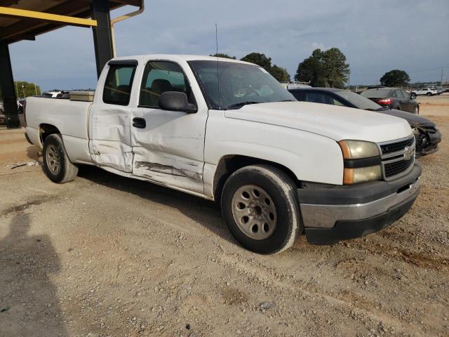 2GCEC19V071103791 - 2007 CHEVROLET SILVERADO C1500 CLASSIC WHITE photo 4