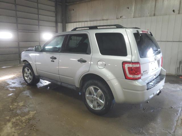 1FMCU9DG5CKC25886 - 2012 FORD ESCAPE XLT SILVER photo 2