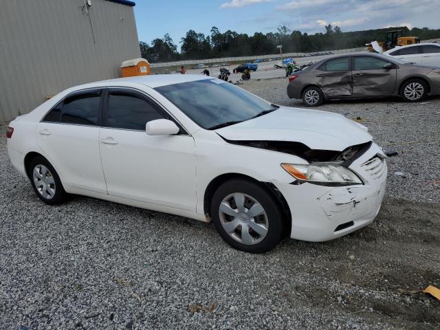 4T1BE46K28U760599 - 2008 TOYOTA CAMRY CE WHITE photo 4