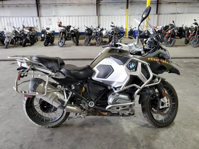 WB10A1202FZ098515 - 2015 BMW R1200 GS ADVENTURE GREEN photo 1