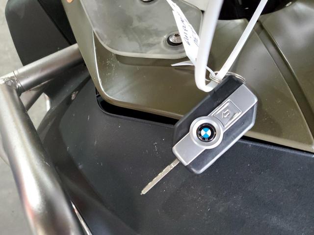 WB10A1202FZ098515 - 2015 BMW R1200 GS ADVENTURE GREEN photo 8