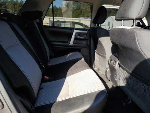JTEZU5JR2E5083930 - 2014 TOYOTA 4RUNNER SR5 GRAY photo 11