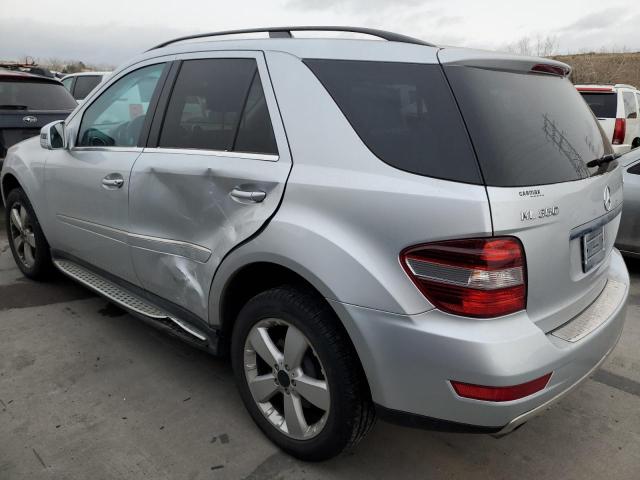 4JGBB8GB0BA656443 - 2011 MERCEDES-BENZ ML 350 4MATIC GRAY photo 2
