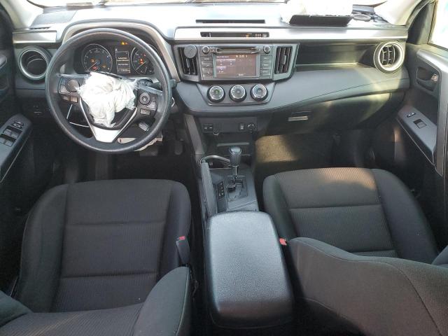 JTMZFREV0JJ191283 - 2018 TOYOTA RAV4 LE Srebrny zdjęcie 8