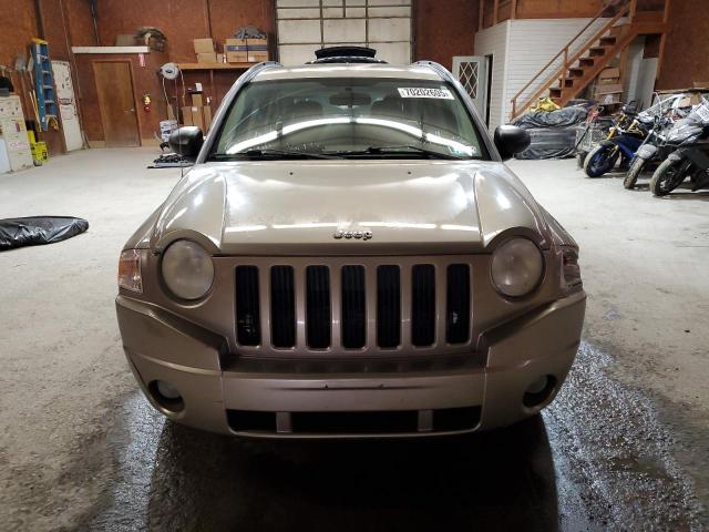 1J8FF47W77D180065 - 2007 JEEP COMPASS BEIGE photo 5