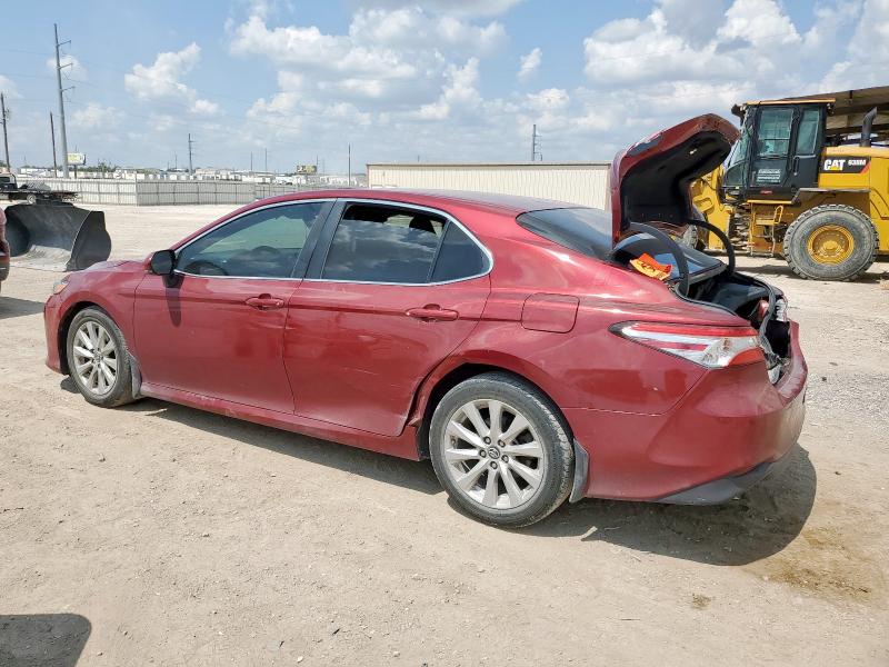 4T1B11HK7JU554661 - 2018 TOYOTA CAMRY L BURGUNDY photo 2