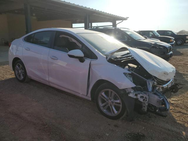 1G1BE5SM9J7171029 - 2018 CHEVROLET CRUZE LT WHITE photo 4