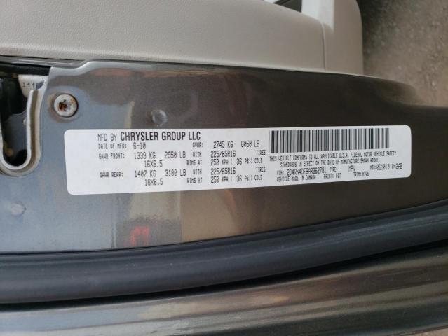 2D4RN4DE9AR362781 - 2010 DODGE GRAND CARA SE GRAY photo 13