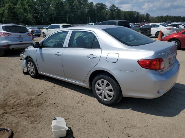 JTDBL40E399051309 - 2009 TOYOTA COROLLA BASE SILVER photo 2