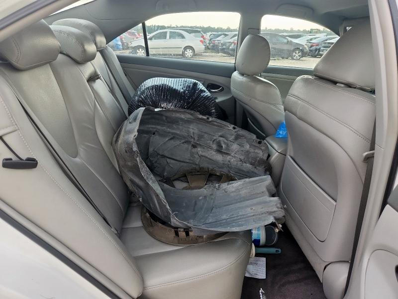 4T1BF3EK0BU683179 - 2011 TOYOTA CAMRY BASE 白色 照片 10