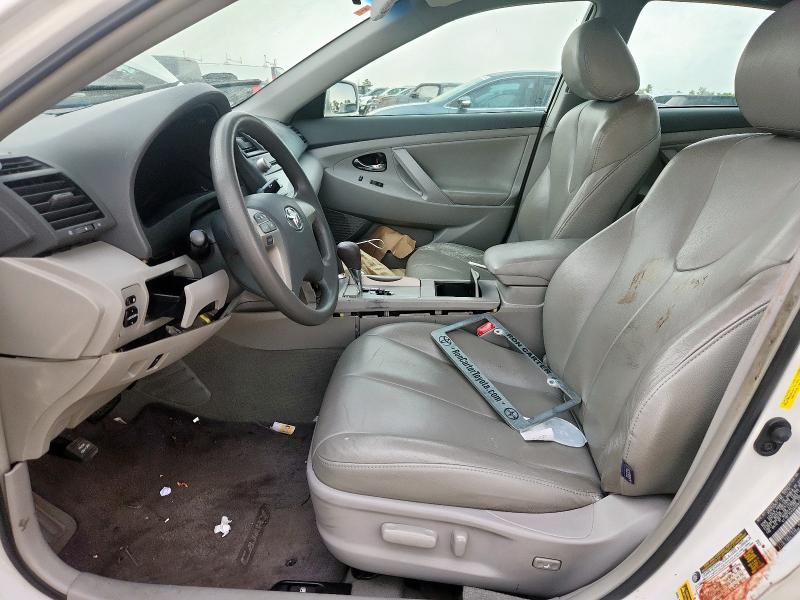 4T1BF3EK0BU683179 - 2011 TOYOTA CAMRY BASE 白色 照片 7