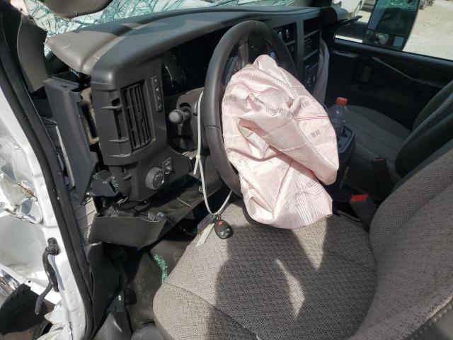 1HA3GSC7XPN015224 - 2023 CHEV EXPRESS G3500 თეთრი ფოტო 8