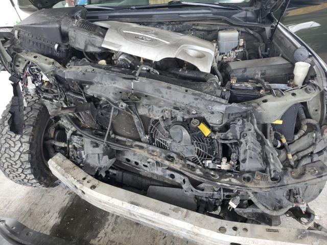 JTMHY05J084002168 - 2008 TOYOTA LAND CRUIS GREEN photo 12