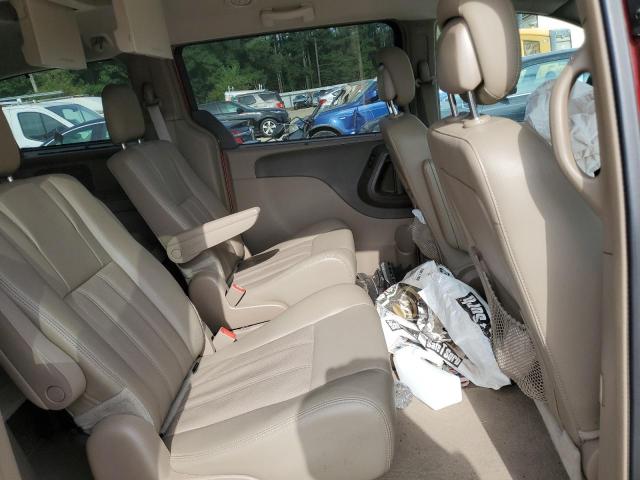 2C4RC1CG4GR240262 - 2016 CHRYSLER TOWN & COU TOURING L RED photo 11