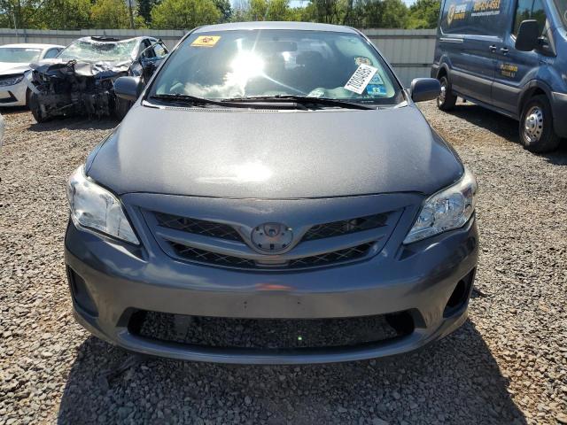 2T1BU4EE4CC839295 - 2012 TOYOTA COROLLA BASE GRAY photo 5