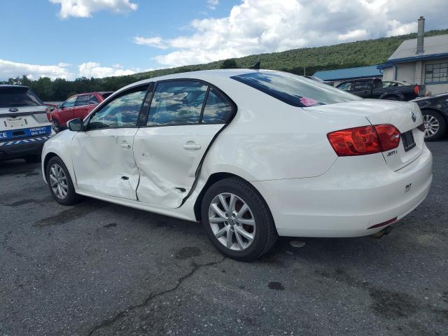 3VWDZ7AJ7BM312921 - 2011 VOLKSWAGEN JETTA SE WHITE photo 2